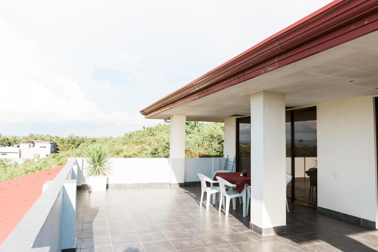 Seaview Hills Luxury Apartments & Rooms Dauis Eksteriør bilde